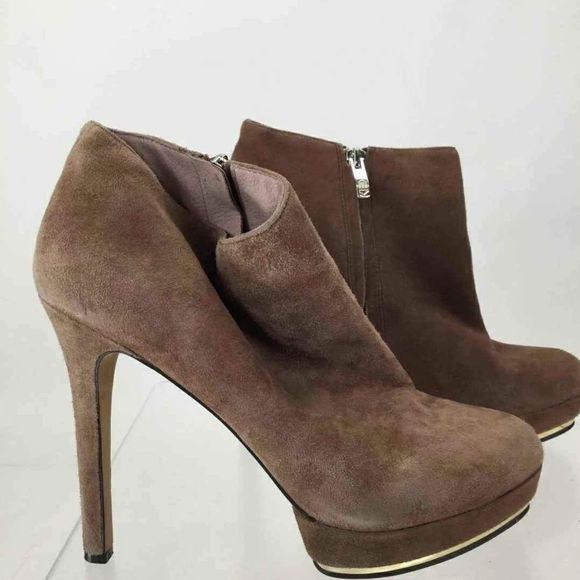 Vince Camuto Designer "Dira" Brown Suede Platform Boots Booties 8.5B - Picture 1 of 5